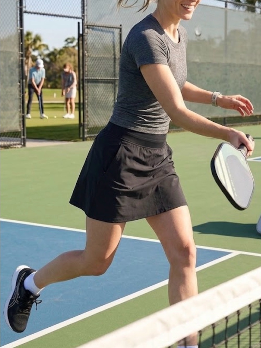 Athleta Soho Skort Black Size 10 Featherweight Stretch Activewear